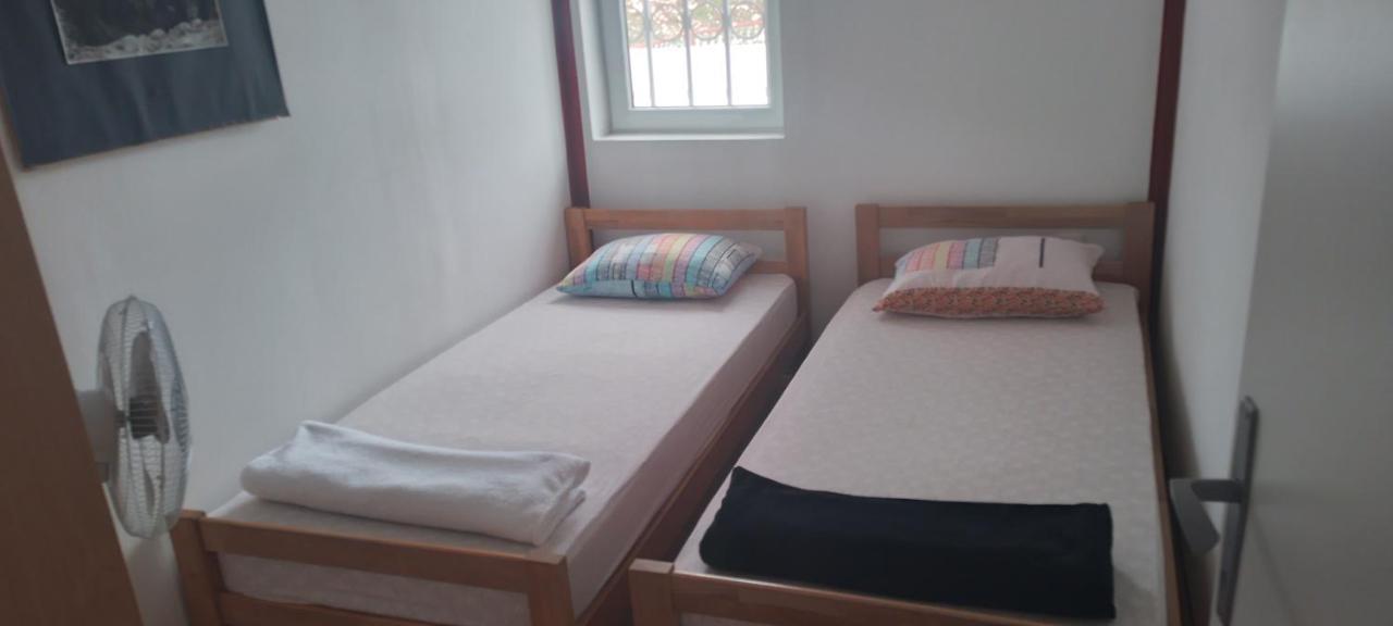Red Apartman Trebinje Exterior photo