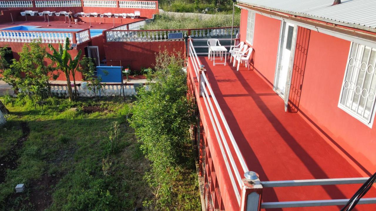 Red Apartman Trebinje Exterior photo