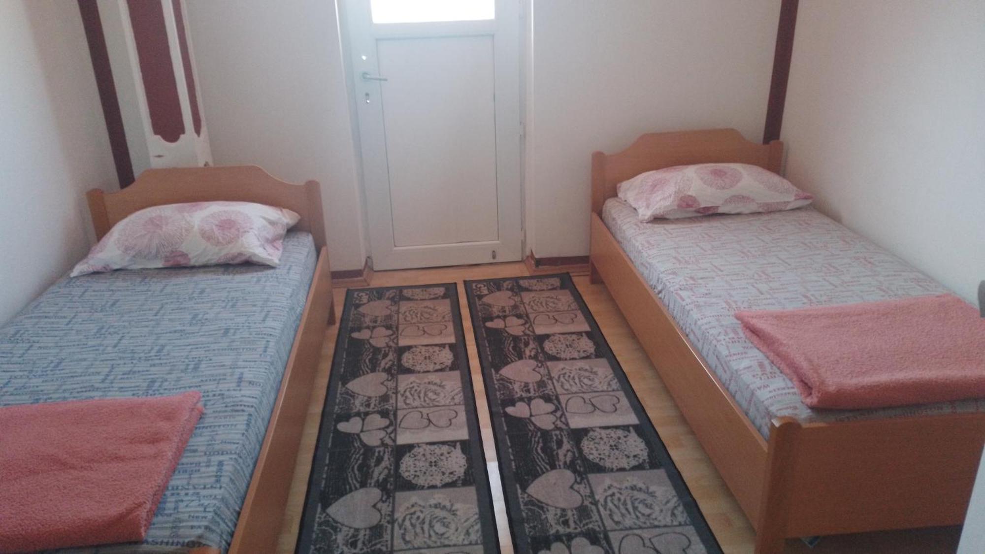 Red Apartman Trebinje Exterior photo